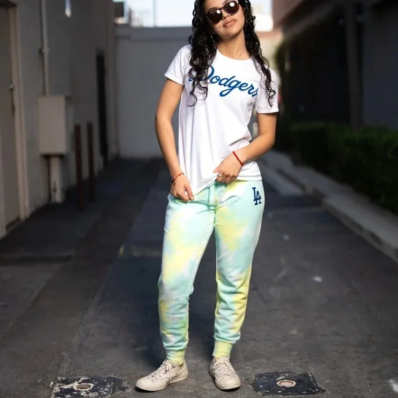 Dodgers Tie-Dye Jogger Set - Picture 11 of 11